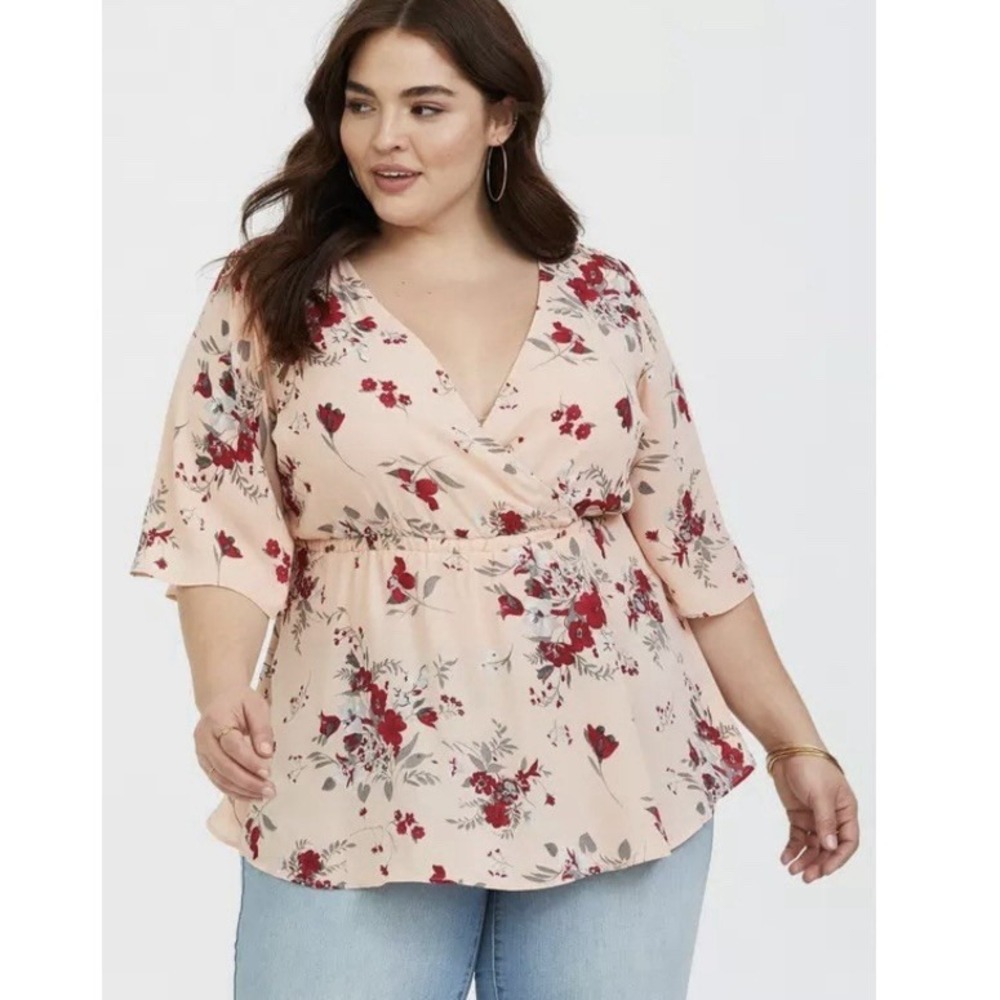 Torrid Pink Floral Lily Babydoll Georgette Surplice Blouse Size 2X Flowy